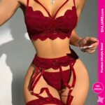 Elegant 3-Piece Floral Lace Lingerie Set with Garter Belts